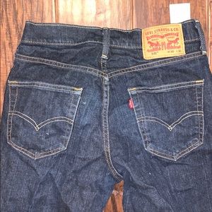 Levi’s straight leg jeans